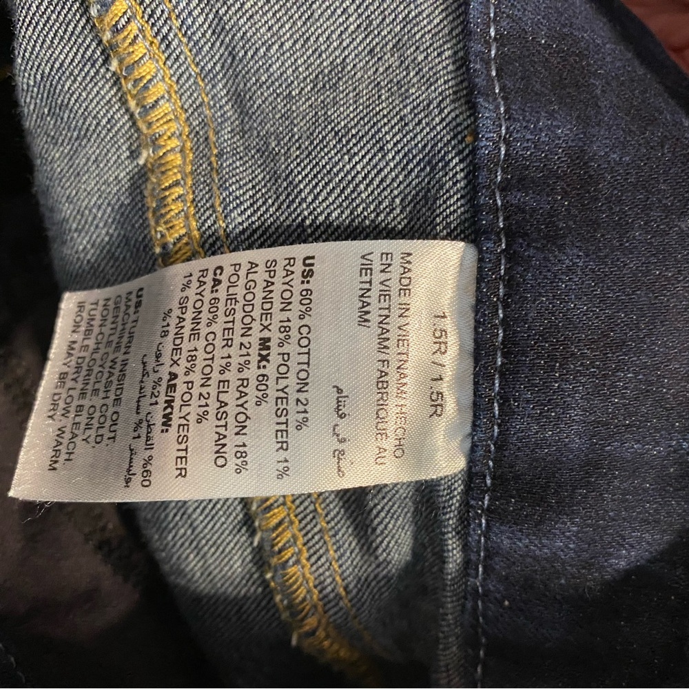 Chico’s So Slimming Classic Blue Jeans - Picture 6 of 11